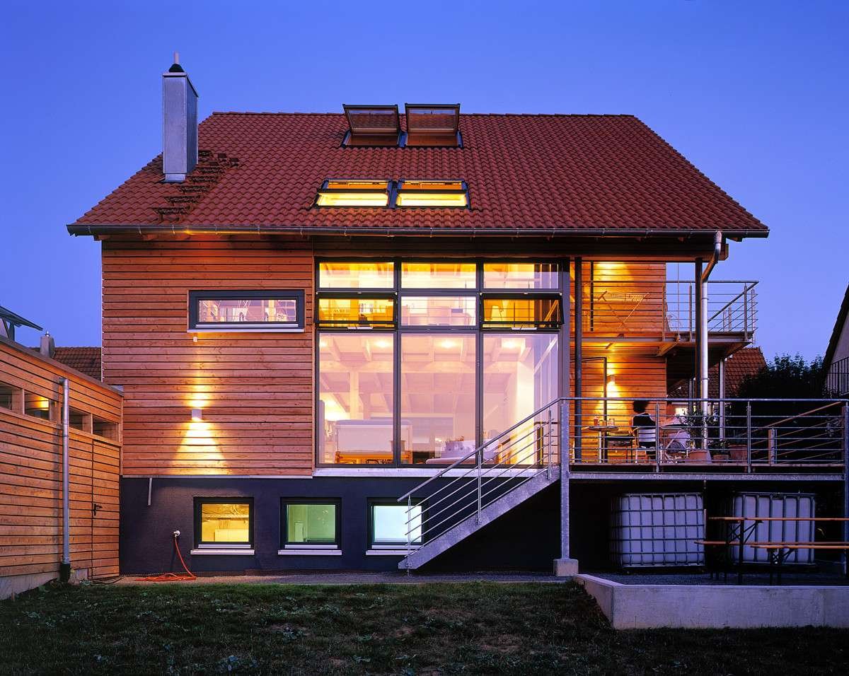 Gartenansicht Dämmerung