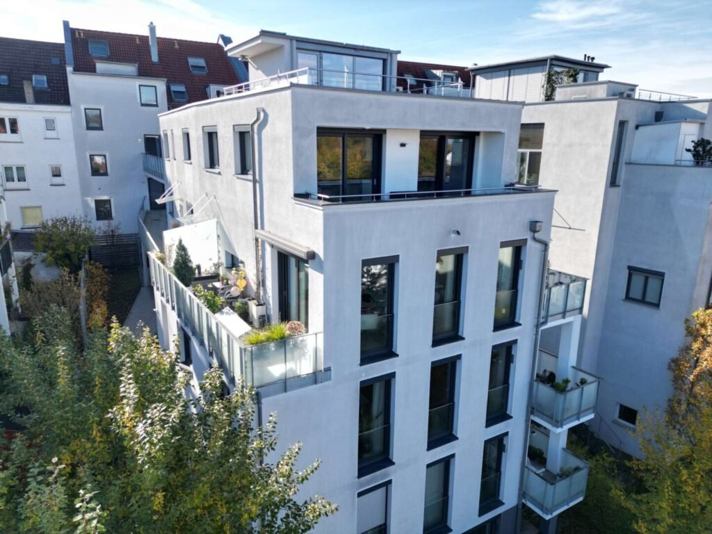 Blick auf den Nord-Ost-Balkon