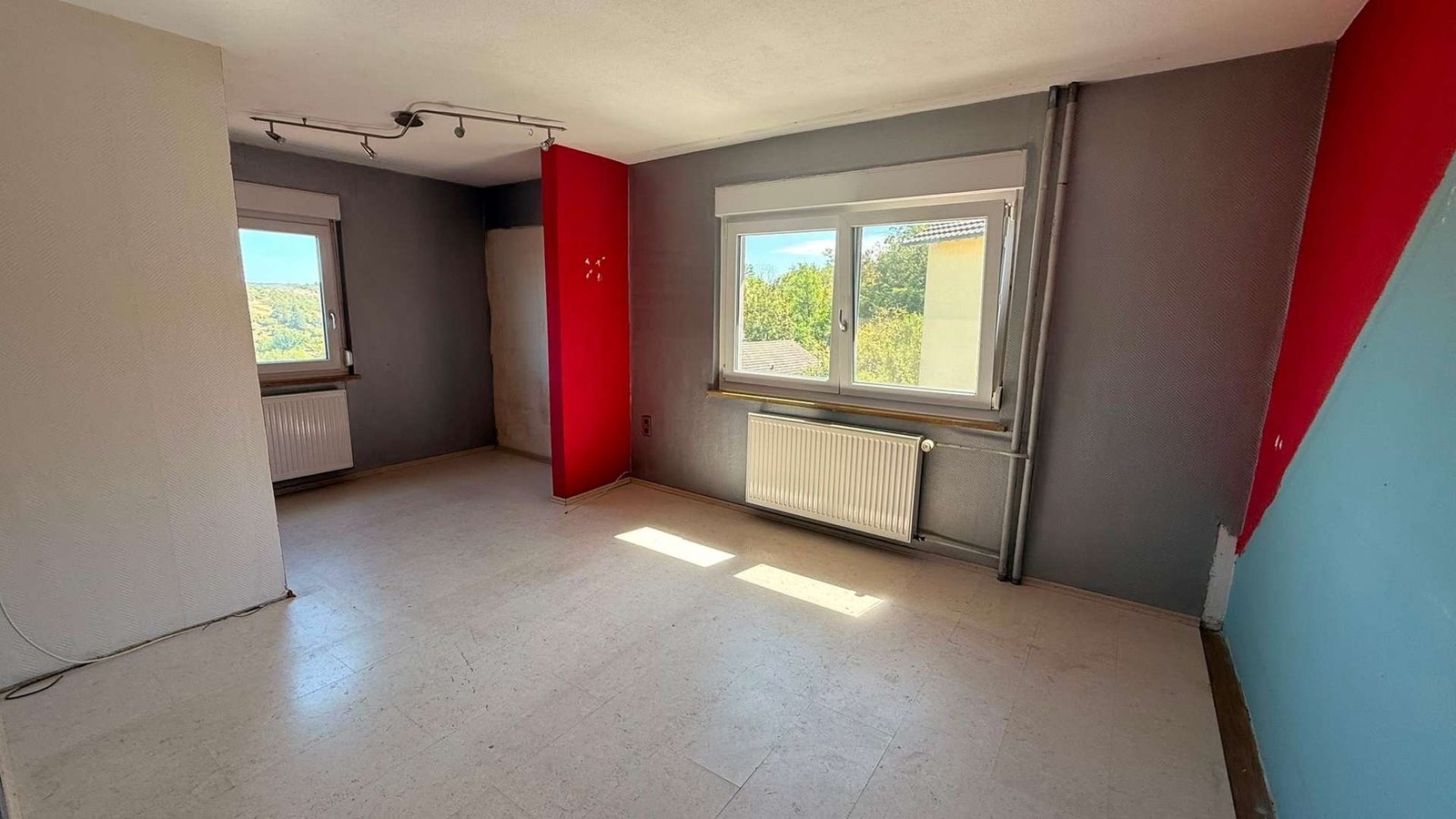 Schlafzimmer mit Ankleide