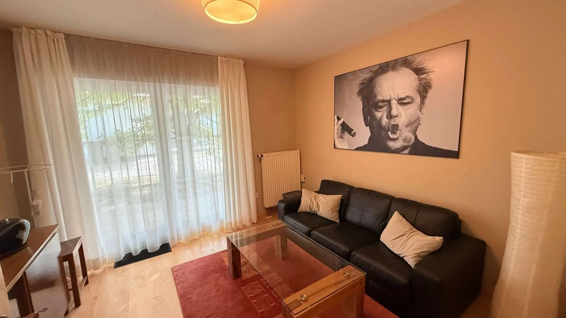Zimmer/Büro im Hanggeschoss