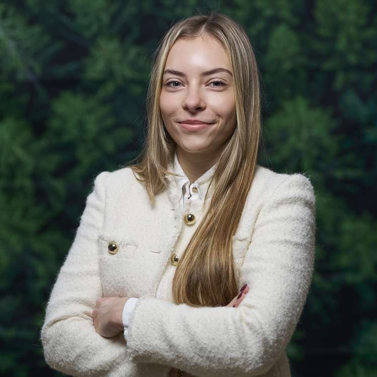 Maren Hiller